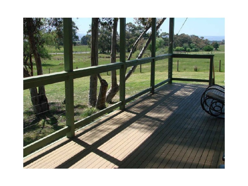 320 Eighth Avenue, Eden Park VIC 3757