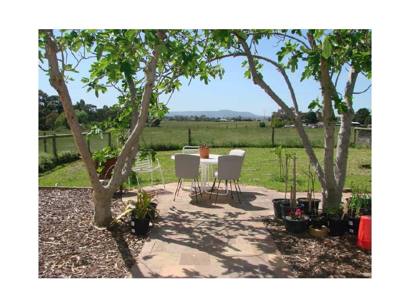 320 Eighth Avenue, Eden Park VIC 3757