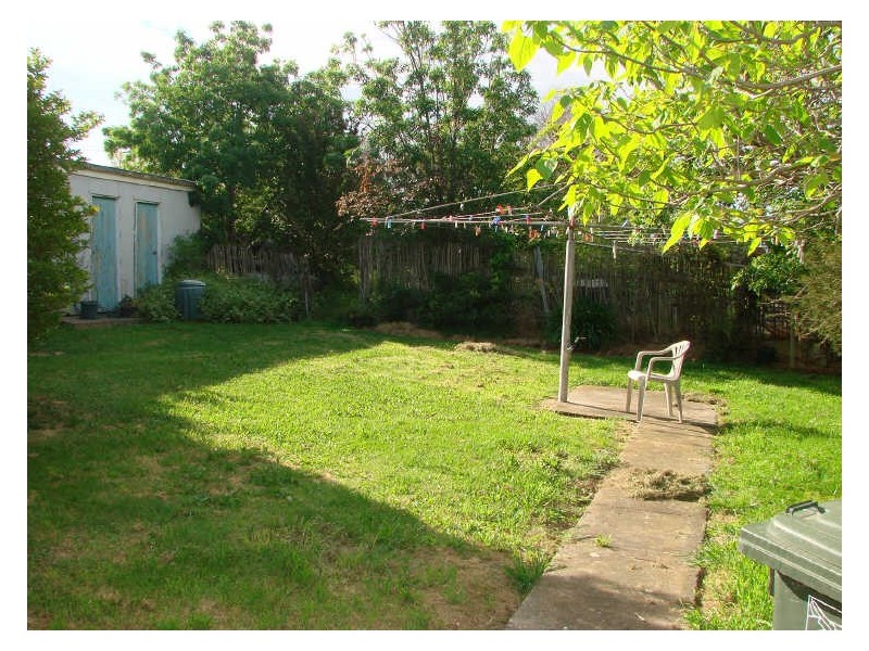 6 Walnut Street, Whittlesea VIC 3757
