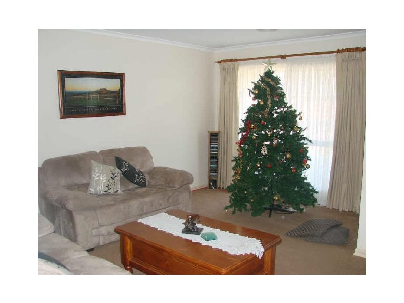 24 Campaspe Drive, Whittlesea VIC 3757