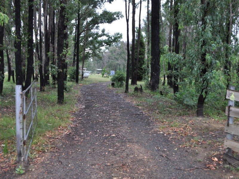 242 Edenvale Crescent, Kinglake West VIC 3757