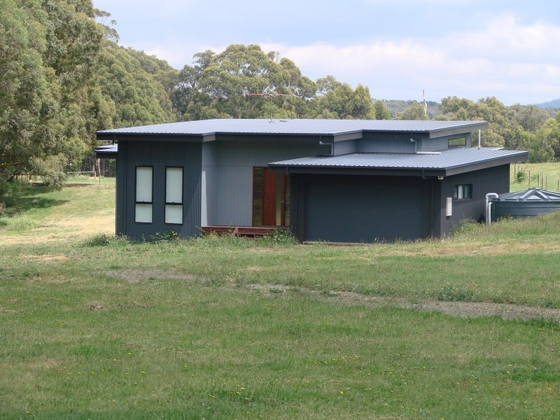 95 Watsons Road, Kinglake West VIC 3757