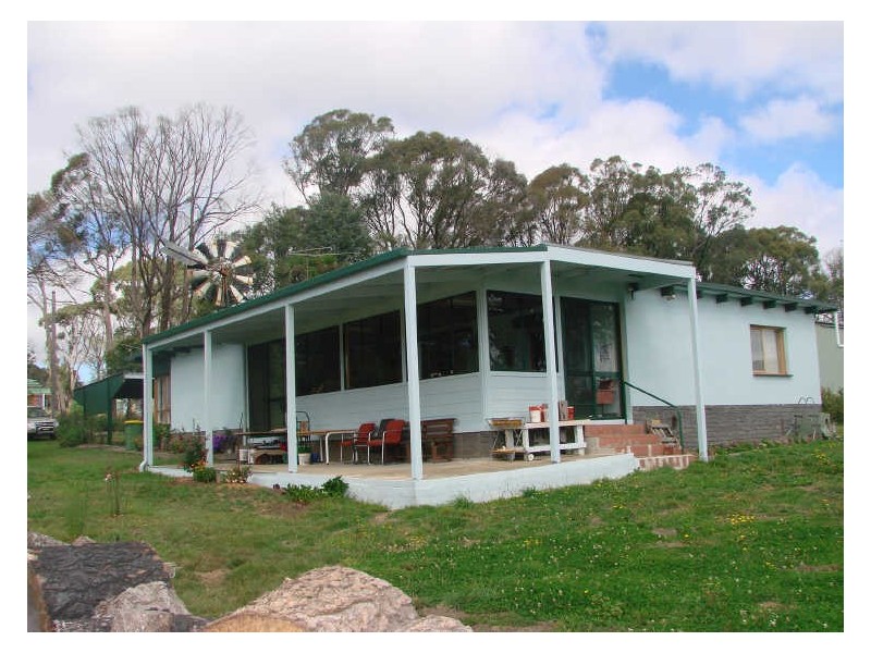 70 Burtons Road, Kinglake West VIC 3757