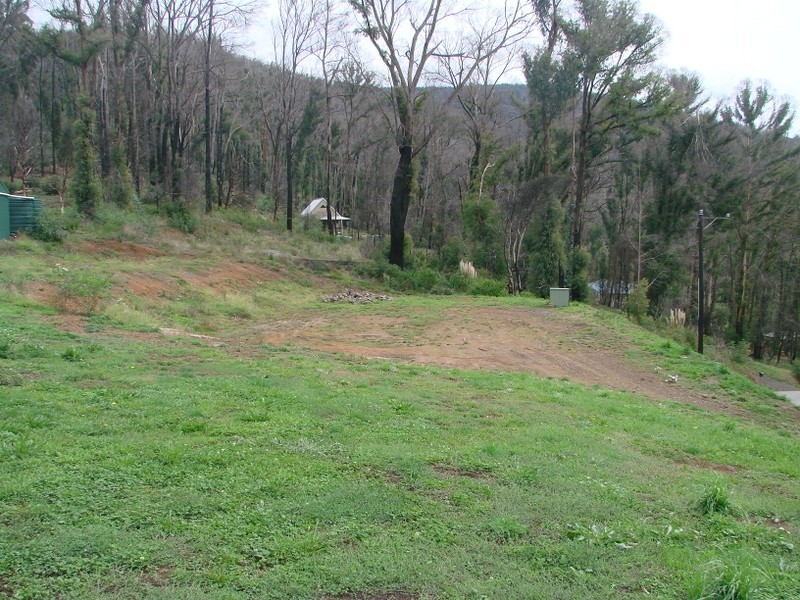 24 Sliver Parrot Road, Flowerdale VIC 3717