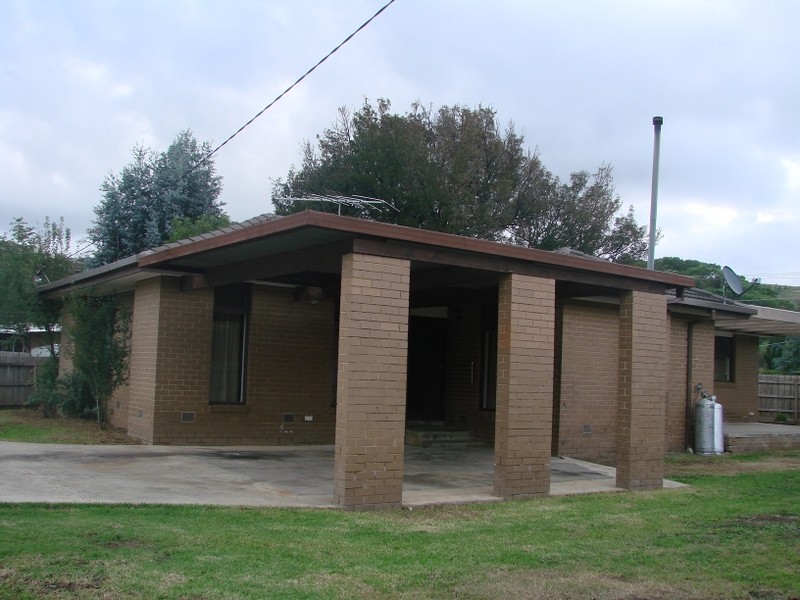 1 Macmeikan Street, Whittlesea VIC 3757