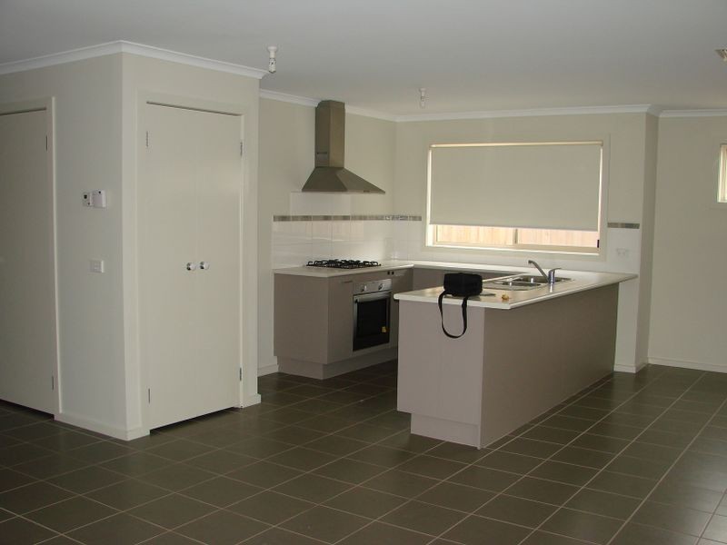 5 Gardenia Place, Whittlesea VIC 3757
