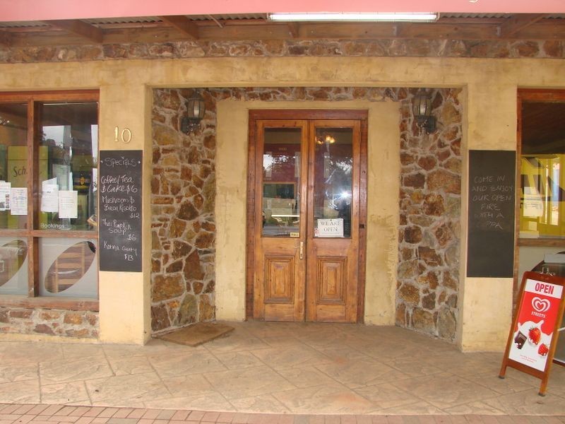 10 Main Street, Kinglake VIC 3763