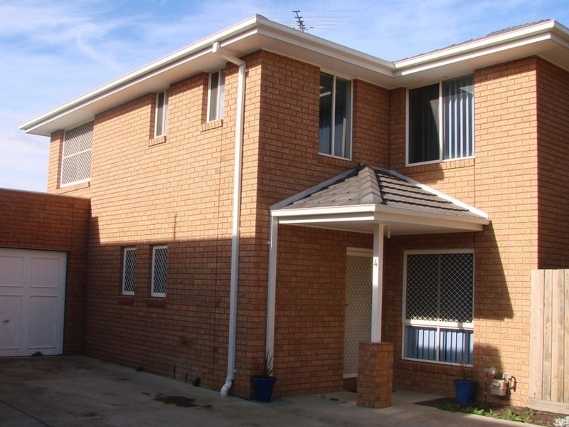 4/9-11 Oak Street, Whittlesea VIC 3757