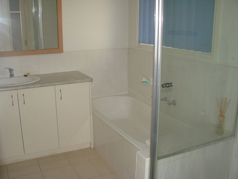4/9-11 Oak Street, Whittlesea VIC 3757
