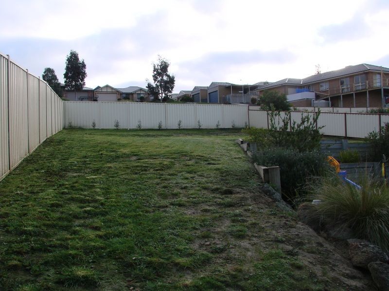 8 Curlew Drive, Whittlesea VIC 3757