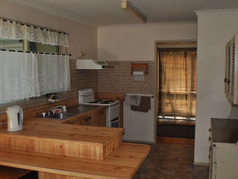 9 Bower Street, Kinglake VIC 3763