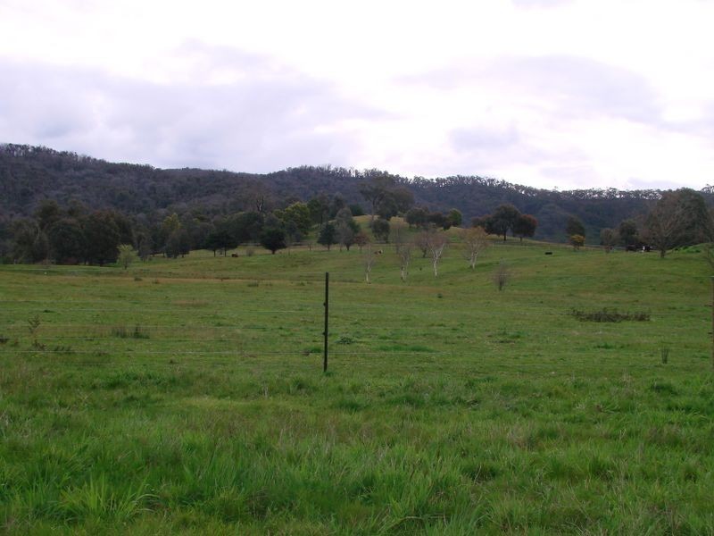 366 Moores Road, Flowerdale VIC 3717