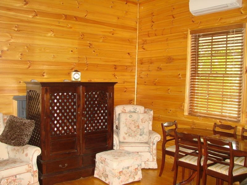 215 Fourth Avenue, Eden Park VIC 3757