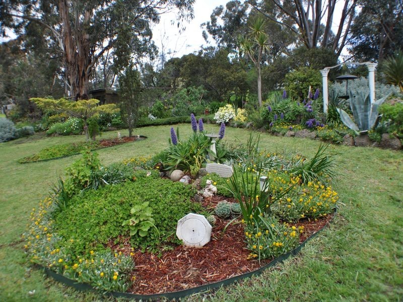 411 Seventh Avenue, Eden Park VIC 3757