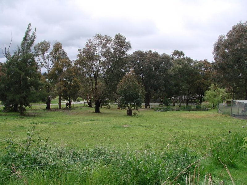 411 Seventh Avenue, Eden Park VIC 3757