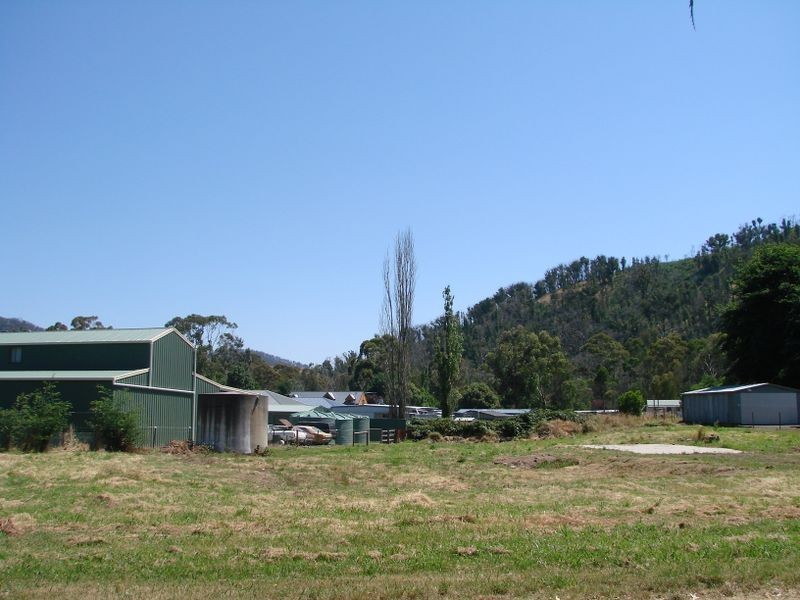 14 Riverside Crescent, Broadford VIC 3658