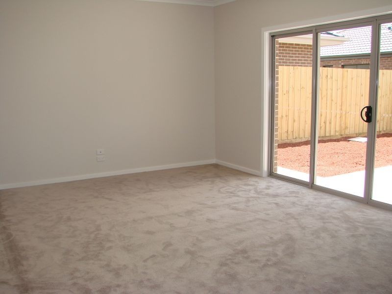 18 Ovens Circuit, Whittlesea VIC 3757
