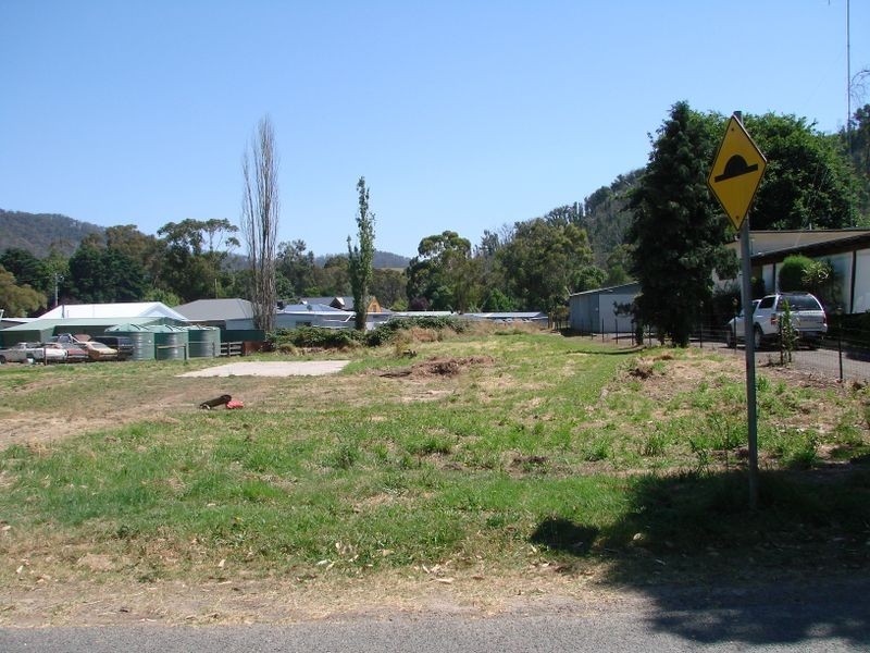 12 Riverside Crescent, Broadford VIC 3658