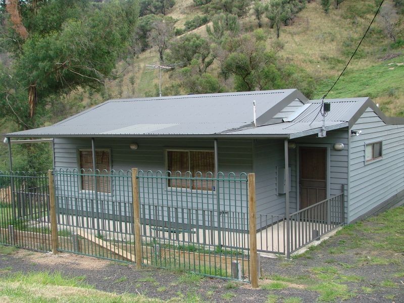 51 Long Gully Road, Flowerdale VIC 3717