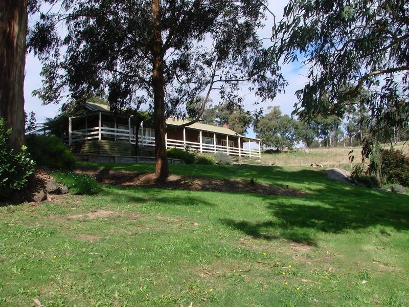 15 James Street, Kinglake VIC 3763
