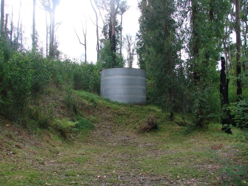 42 Silver Parrot Road, Broadford VIC 3658