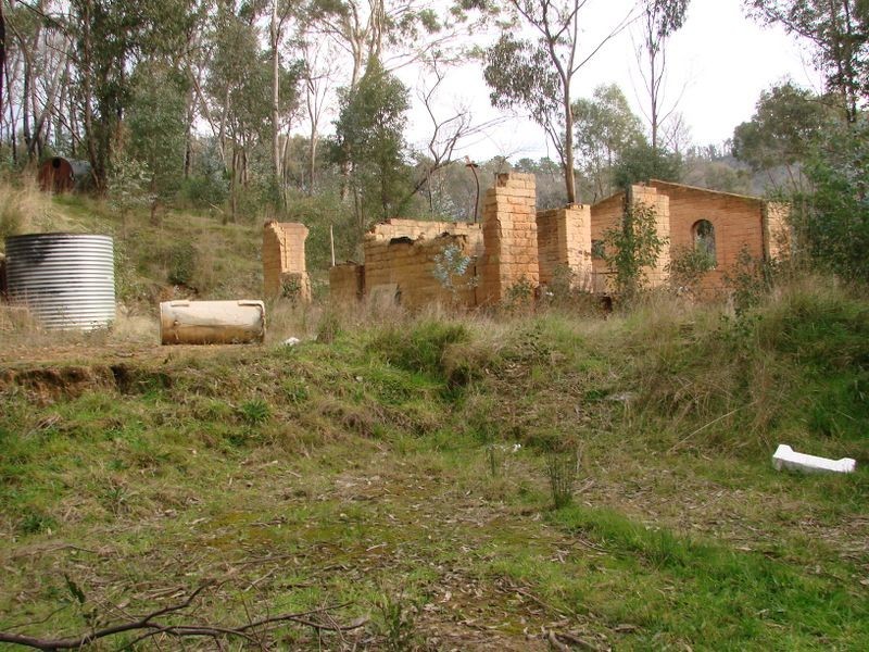 10 Long Gully Road, Flowerdale VIC 3717