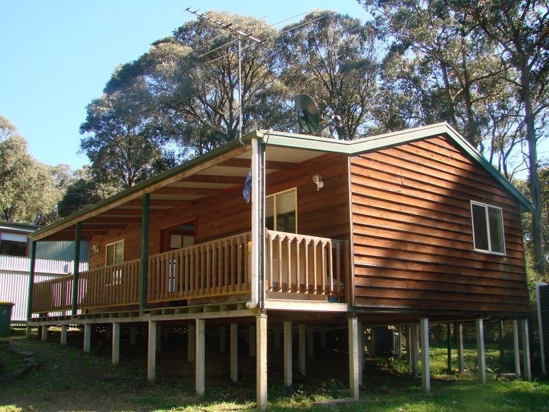 14 Watsons Road, Kinglake West VIC 3757