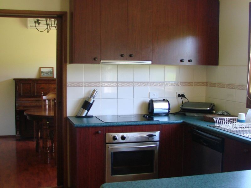 135 Kings Road, Kinglake West VIC 3757