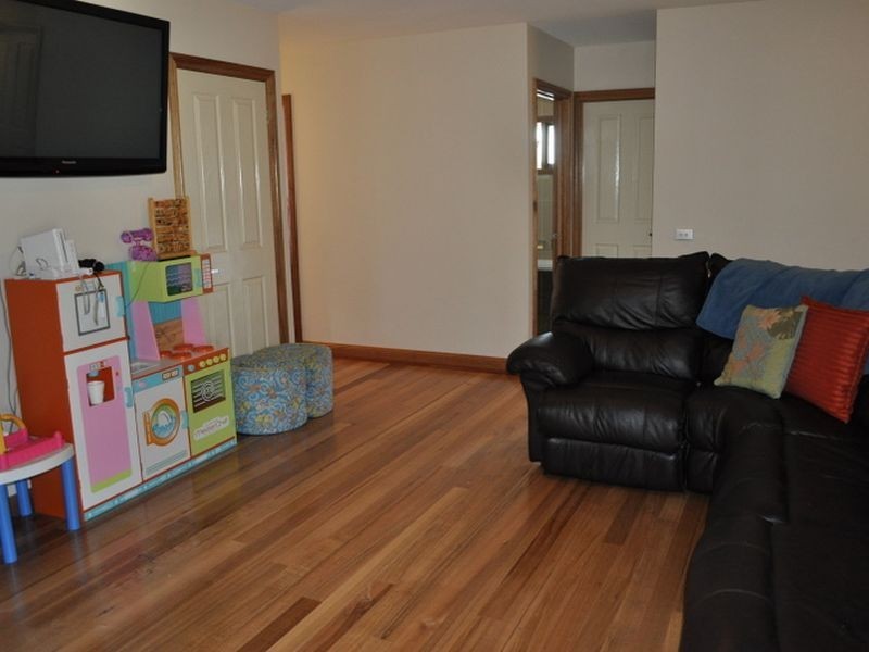 14 Pineridge Road, Kinglake West VIC 3757