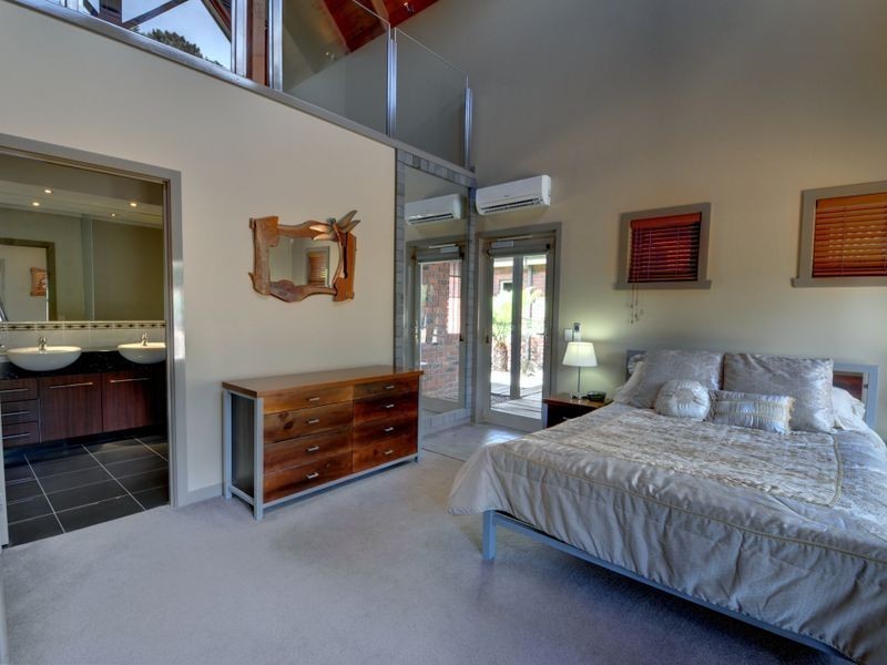 3022 Healsville Kinglake Road, Kinglake VIC 3763