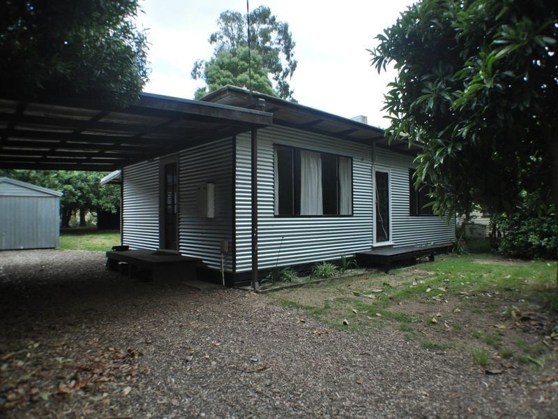 53 Riverside Crescent, Flowerdale VIC 3717