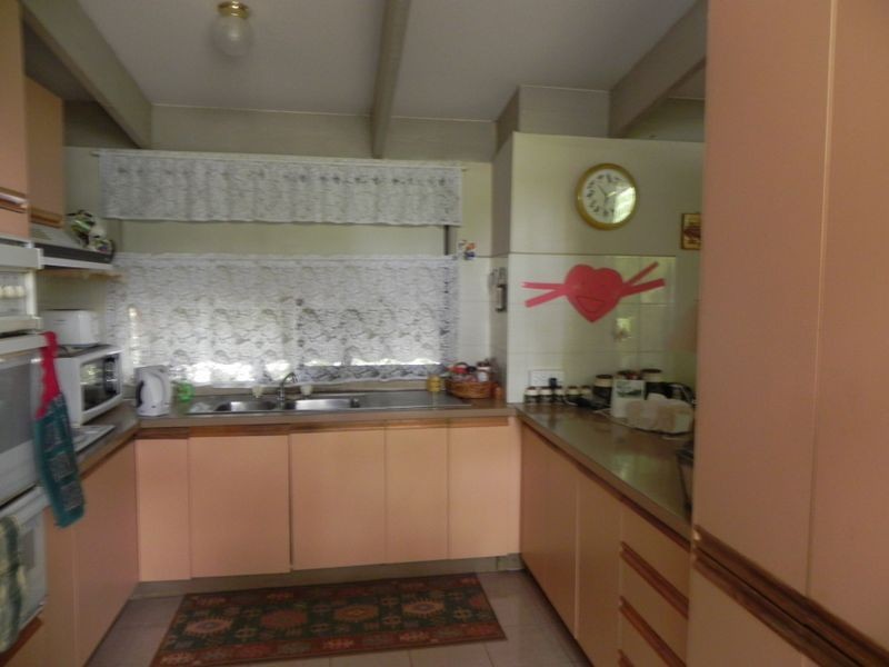 30 Marks Road, Kinglake West VIC 3757