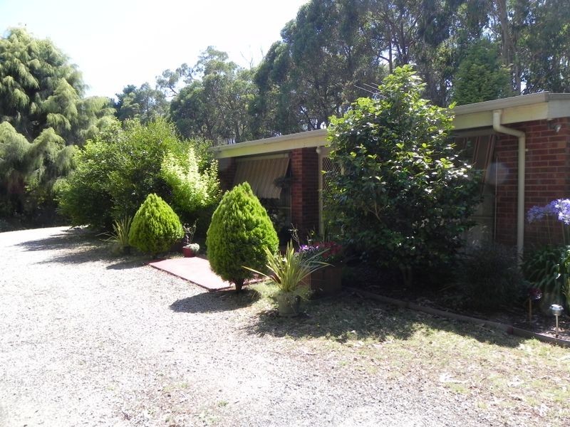 30 Marks Road, Kinglake West VIC 3757