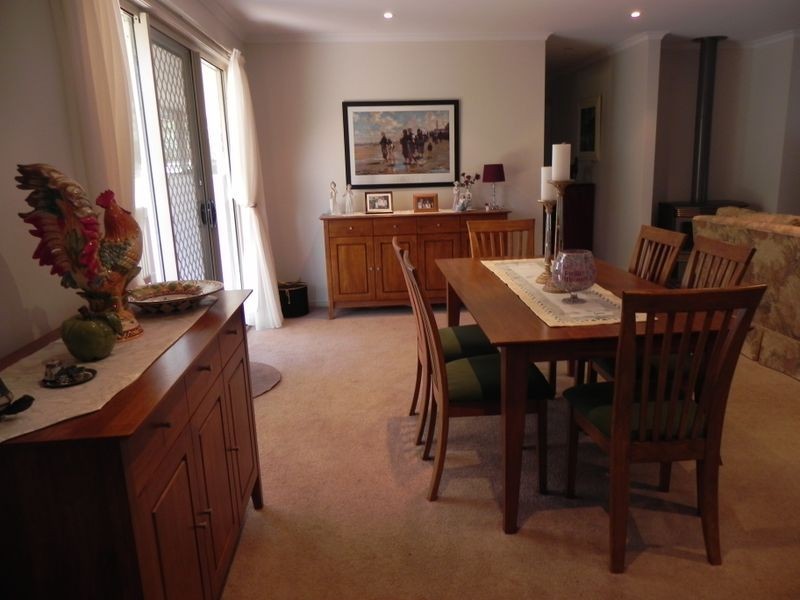 62 Silver Parrot Road, Broadford VIC 3658