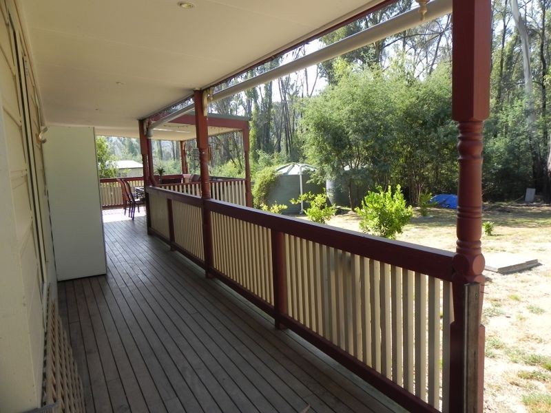 62 Silver Parrot Road, Broadford VIC 3658