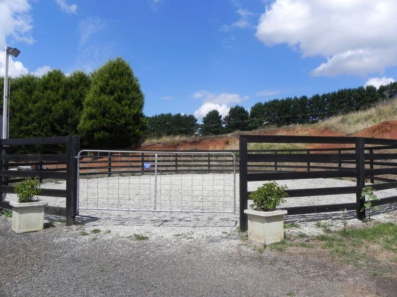 265 Watsons Road, Kinglake West VIC 3757