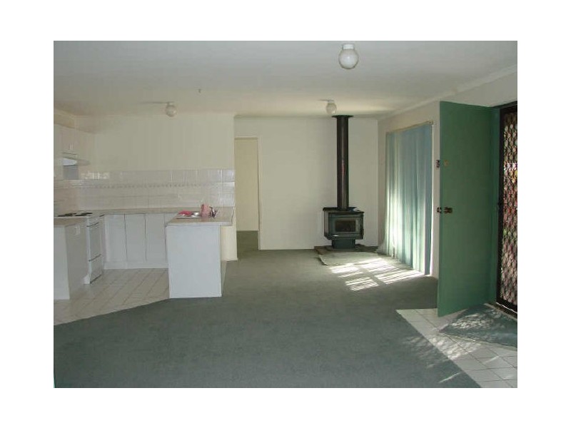 36 Riverside Crescent, Flowerdale VIC 3717
