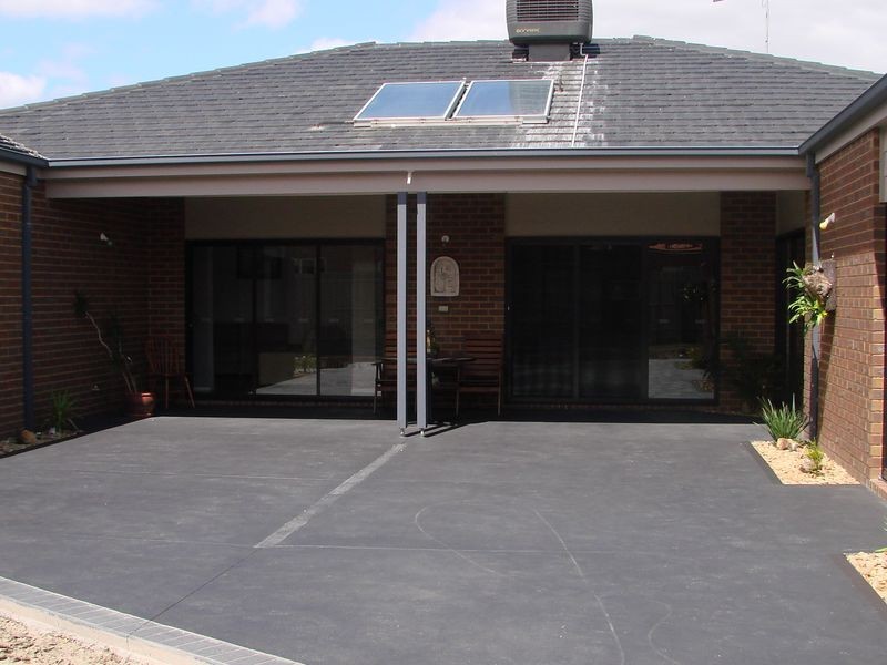 8 Kiewa Court, Whittlesea VIC 3757