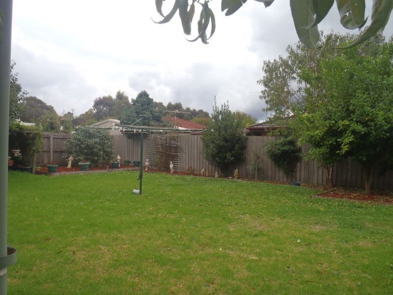15 Fiona Place, Whittlesea VIC 3757