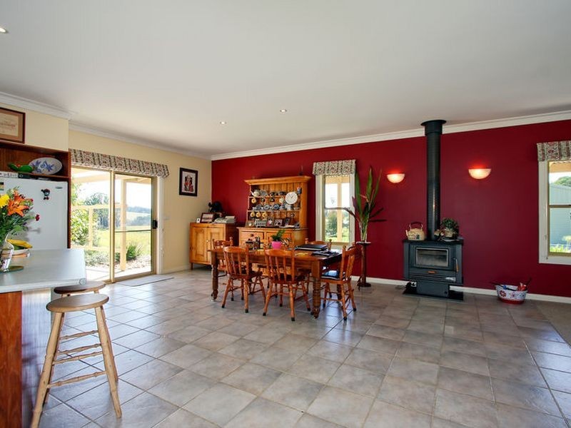 2958 Healsville Kinglake Road, Kinglake VIC 3763