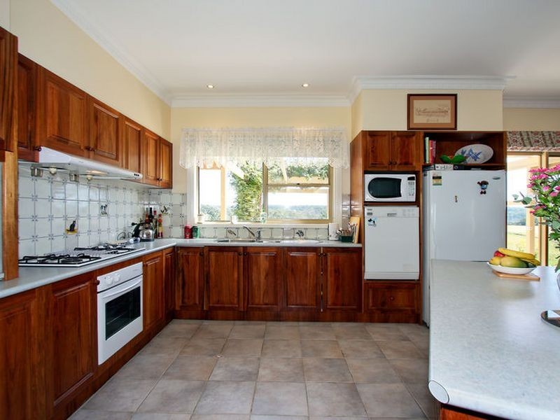 2958 Healsville Kinglake Road, Kinglake VIC 3763