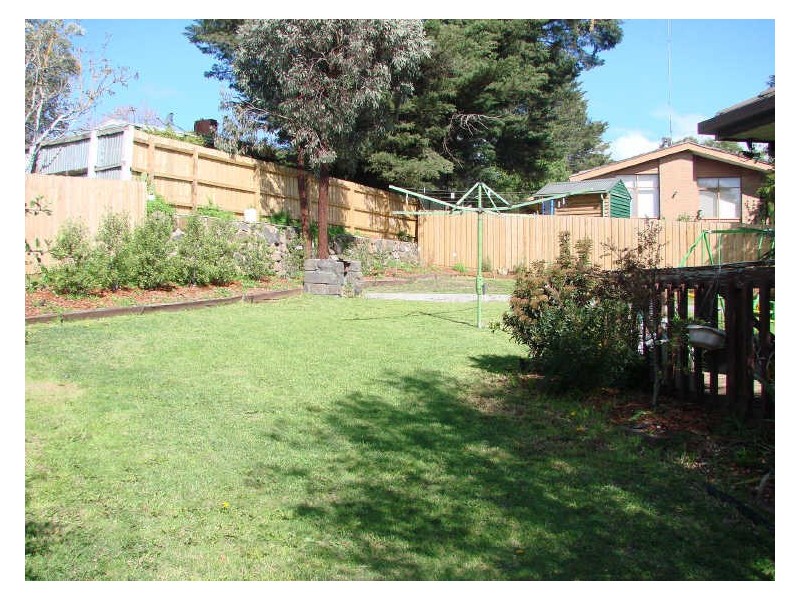 8 Jennifer Court, Whittlesea VIC 3757