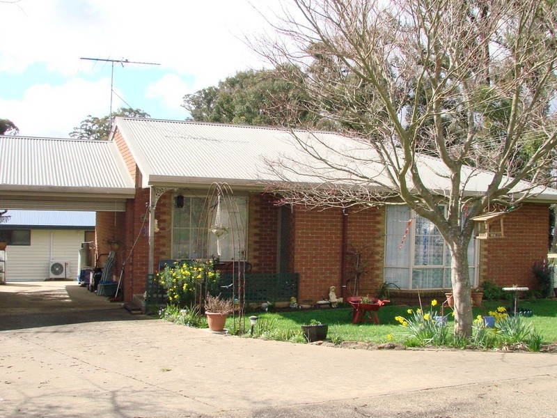 3/9 Victoria Road, Kinglake VIC 3763