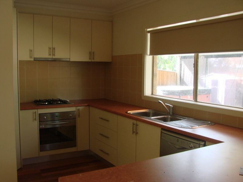 8/3 Egret Place, Whittlesea VIC 3757