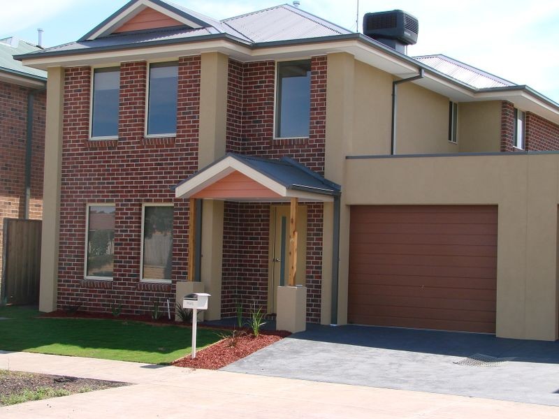 70 Oakbank Blvd, Whittlesea VIC 3757