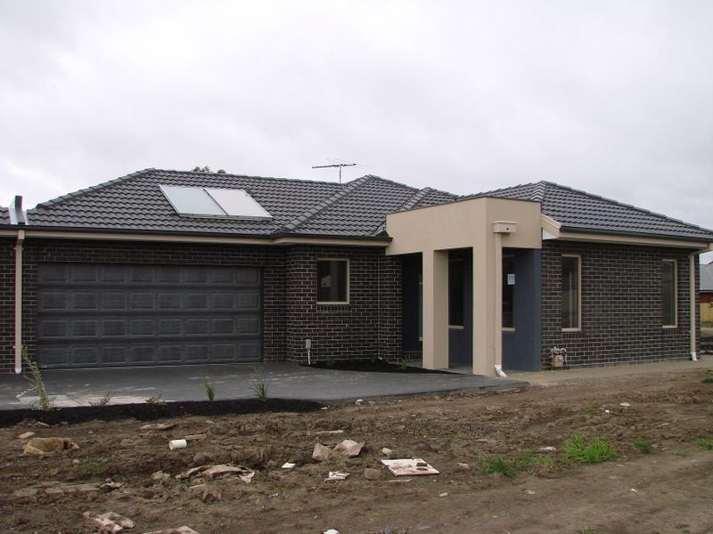 2/37 Campaspe Drive, Whittlesea VIC 3757