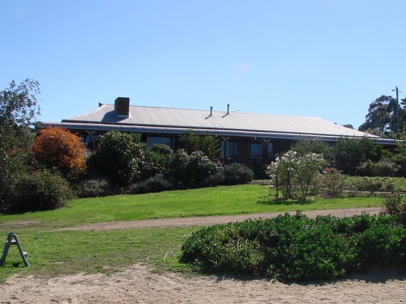 115 Tenth Avenue, Eden Park VIC 3757