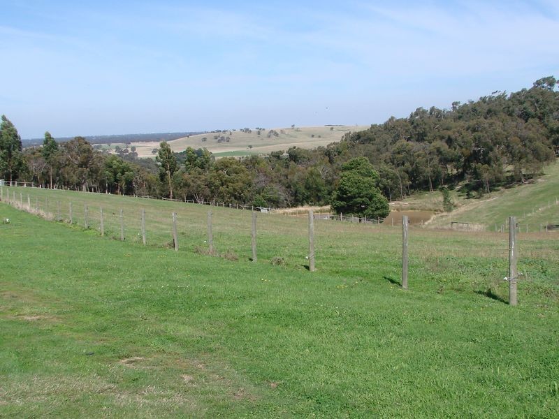 115 Tenth Avenue, Eden Park VIC 3757