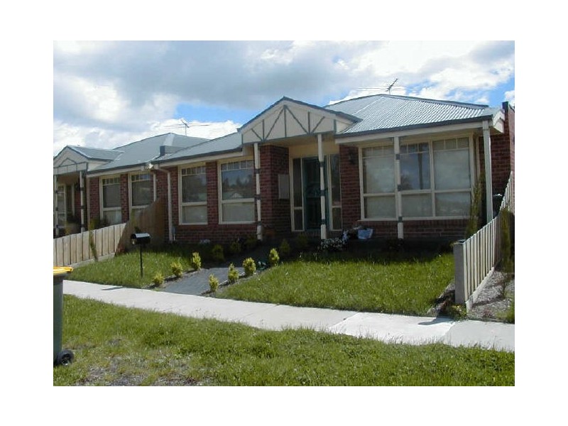 4 Bellbird Drive, Whittlesea VIC 3757