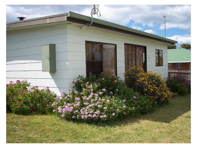 20 Weily Ave., Bicheno TAS 7215